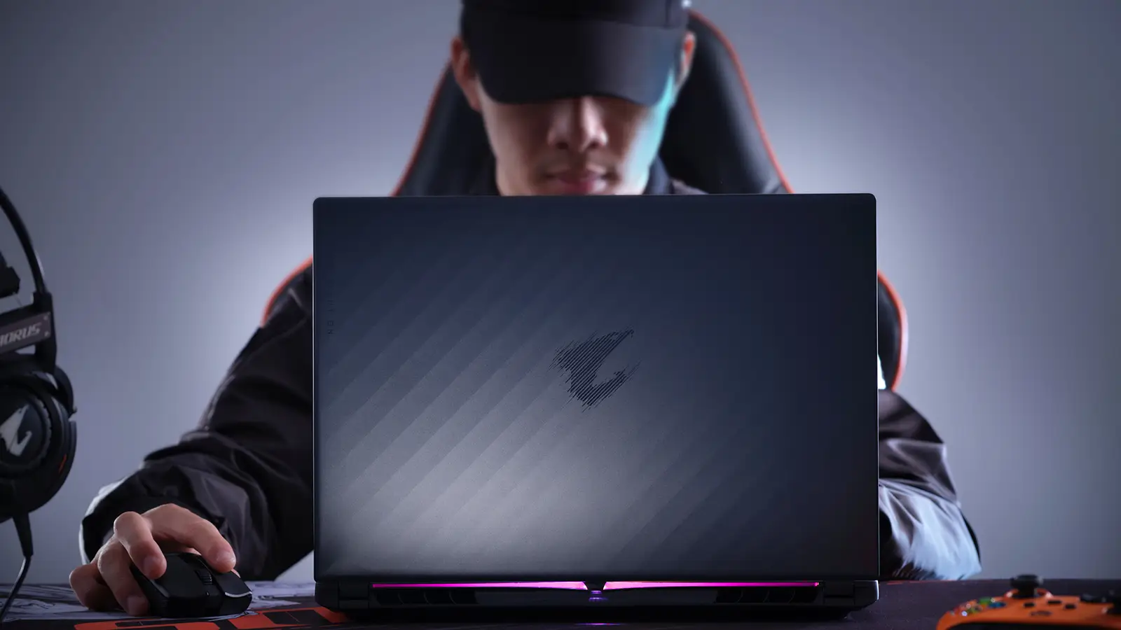 AORUS ELITE 16: універсальний ноутбук для ігор, роботи та навчання