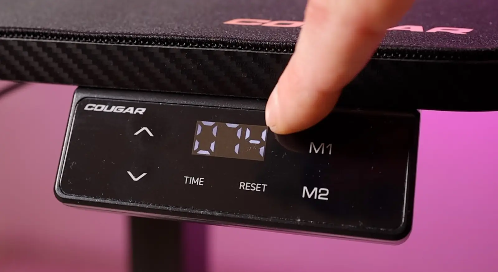 Cougar E-Star 140: an affordable electric gaming desk with thoughtful ergonomics