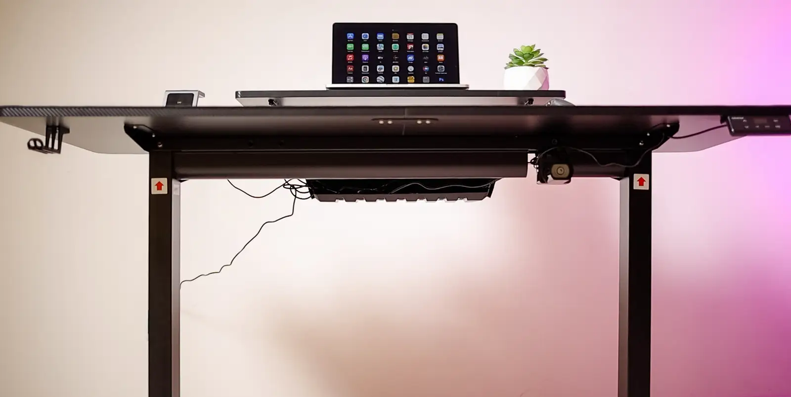 Cougar E-Star 140: an affordable electric gaming desk with thoughtful ergonomics