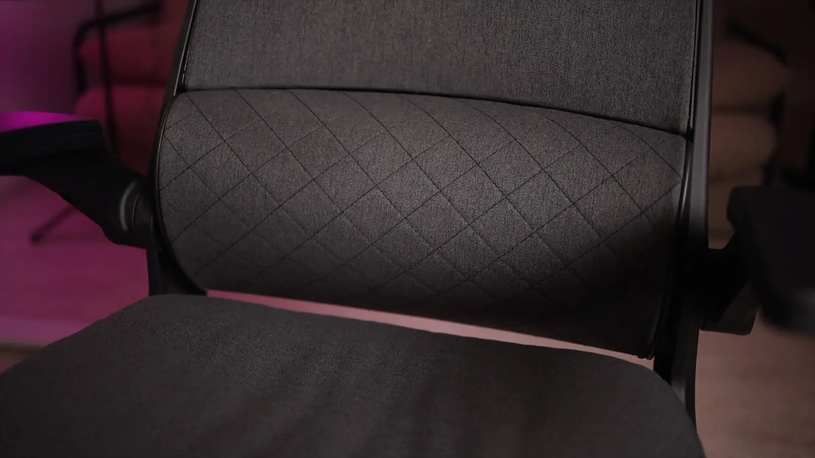 COUGAR STRYDER: a classic chair with the sturdiness of gaming models