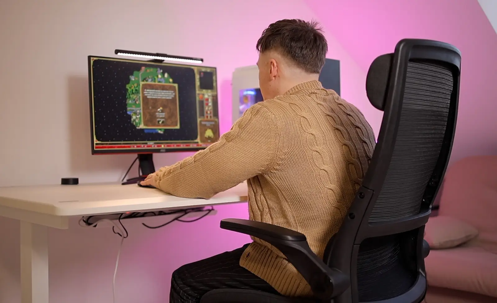 COUGAR STRYDER: a classic chair with the sturdiness of gaming models