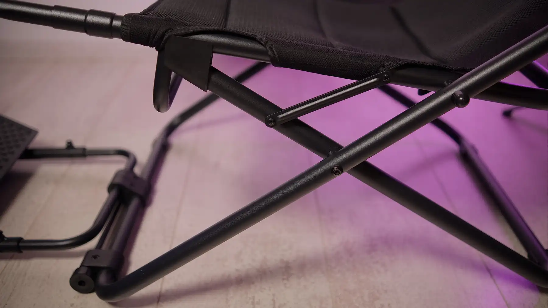 GamePro RS400 y RW070: simracing óptimo con la sensación de carreras reales