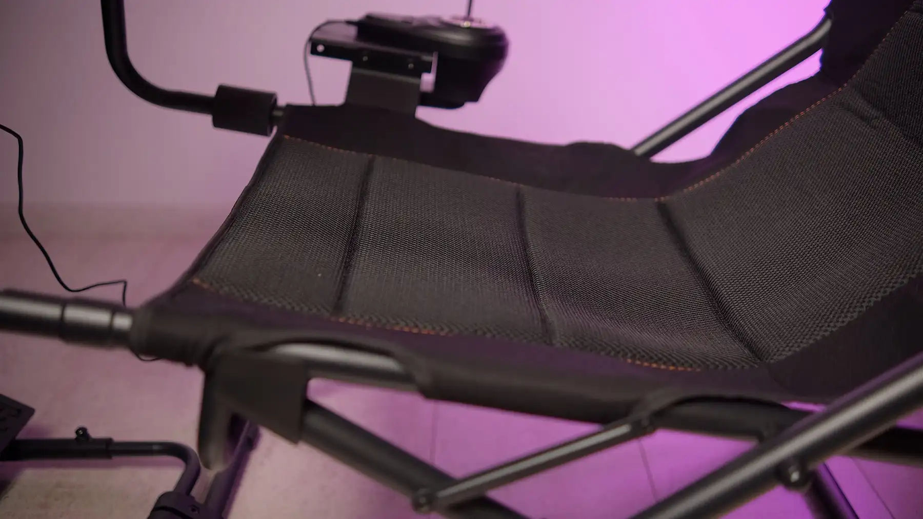 GamePro RS400 y RW070: simracing óptimo con la sensación de carreras reales