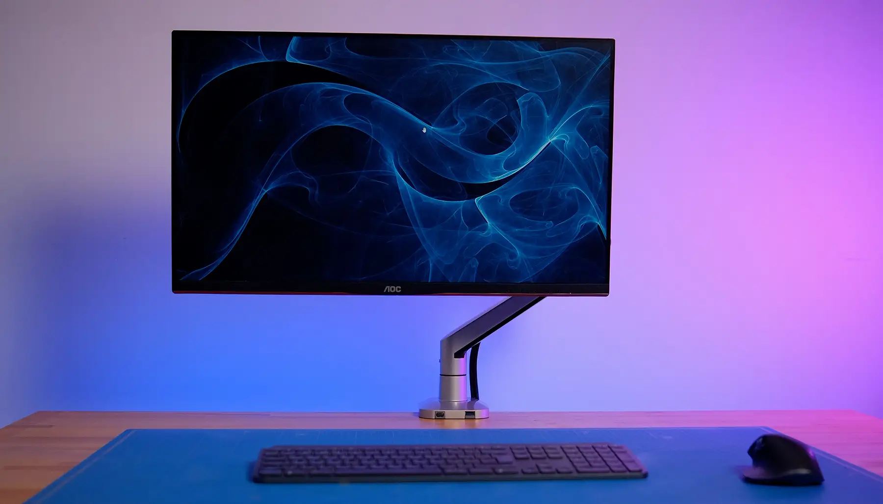 Review of GamePro and OfficePro Mounts: Comfort, Ergonomics, and Order at the Workplace