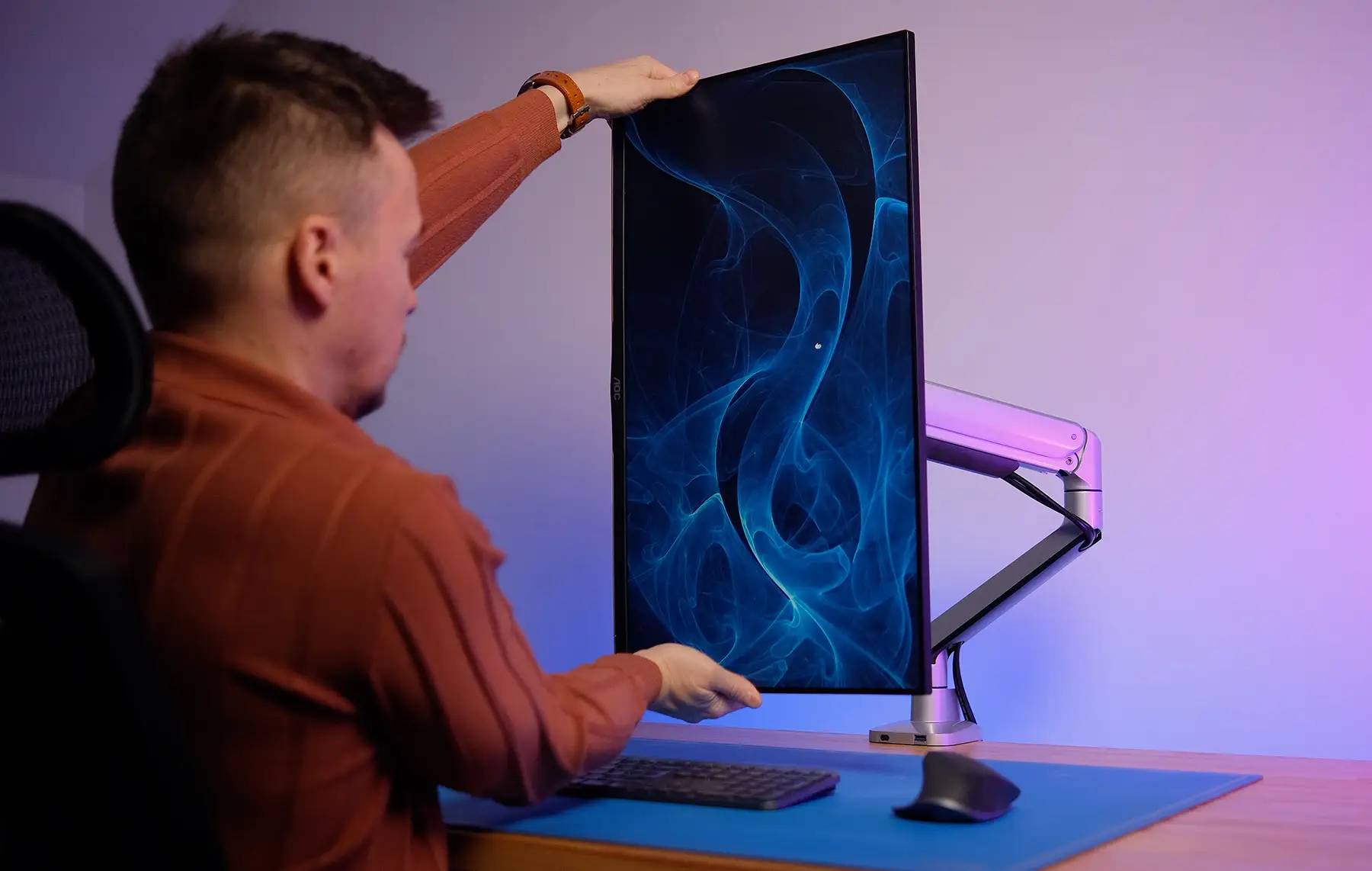 Review of GamePro and OfficePro Mounts: Comfort, Ergonomics, and Order at the Workplace