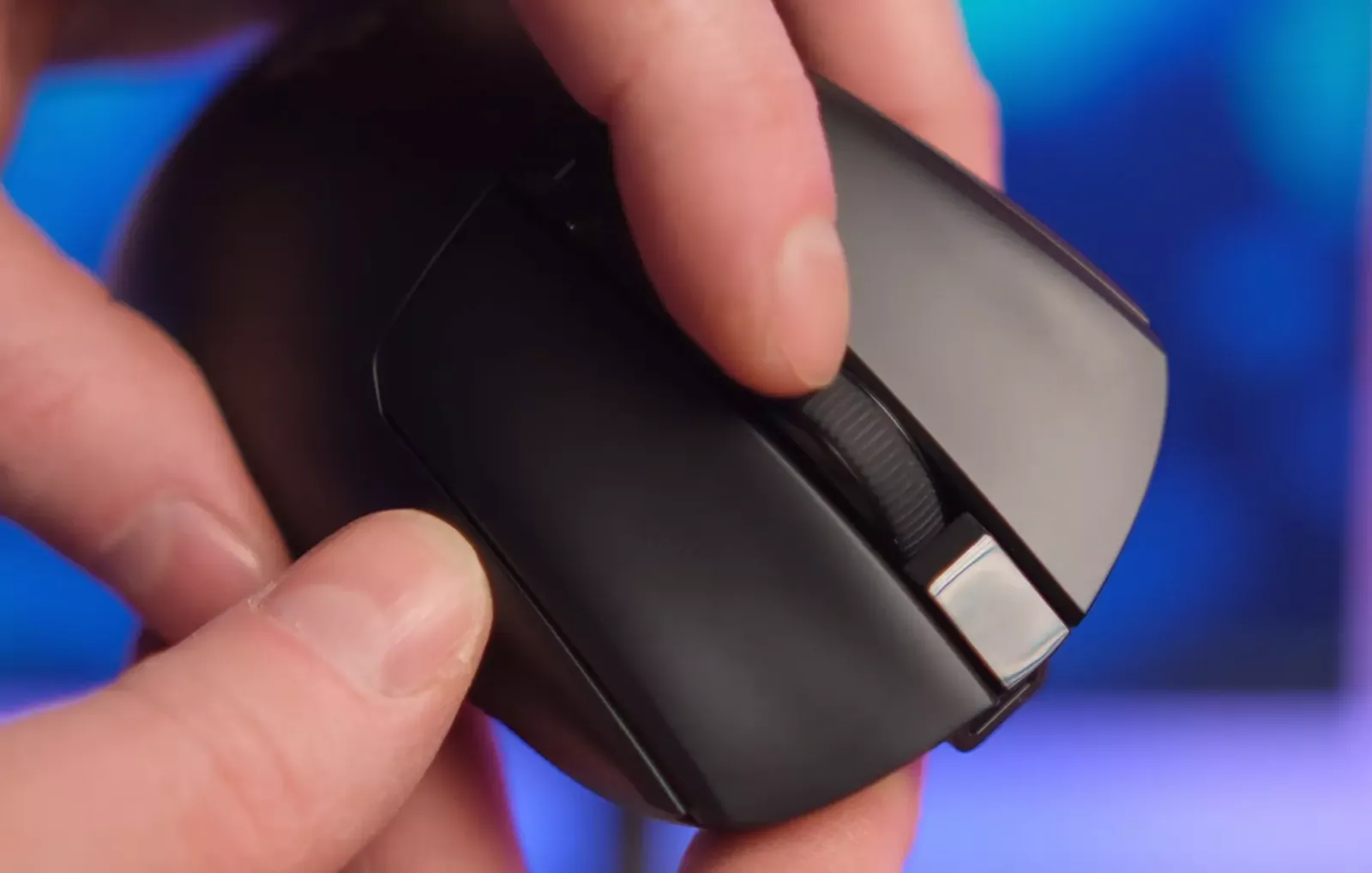 Bloody R73 Ultra Duo: evolution of a wireless gaming mouse with a next-generation docking station
