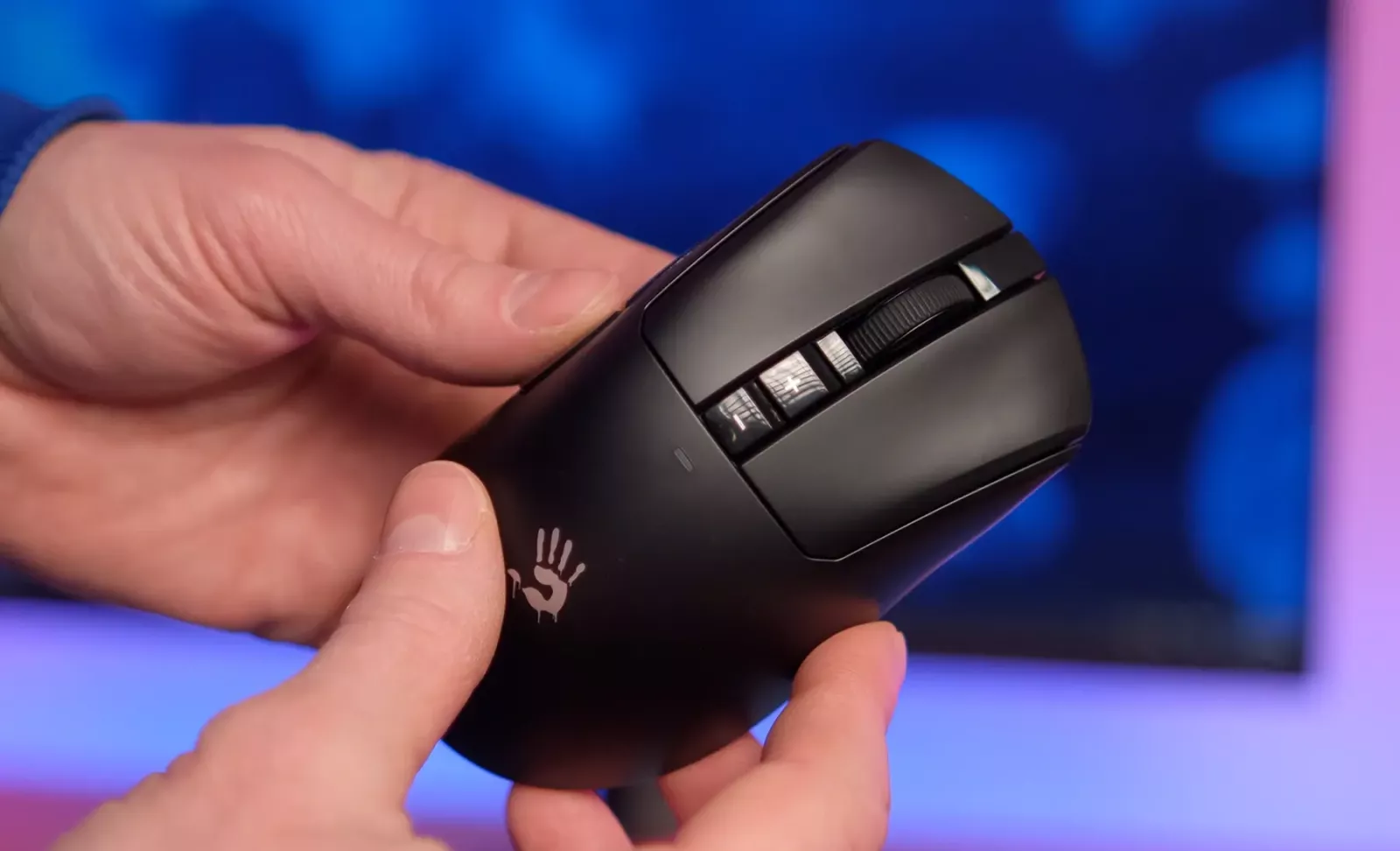 Bloody R73 Ultra Duo: evolution of a wireless gaming mouse with a next-generation docking station