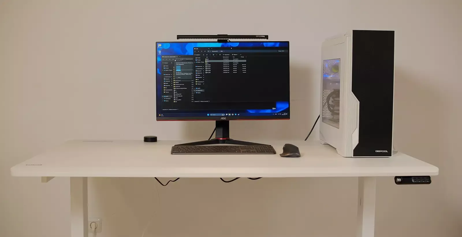 Cougar Royal 150 Elite White: premium electric desk without compromise