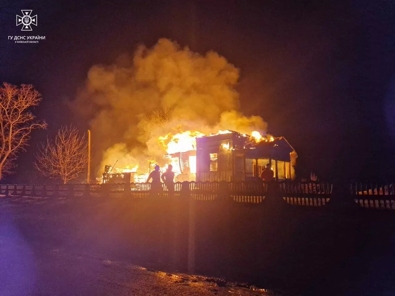 Церква в Храпачах згоріла вщент Церква в Храпачах згоріла вщент. Втрачені пам'ятки Київщини