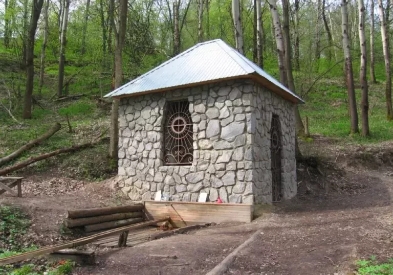 Top 11 Interesting Places to Go and See in Opishnia