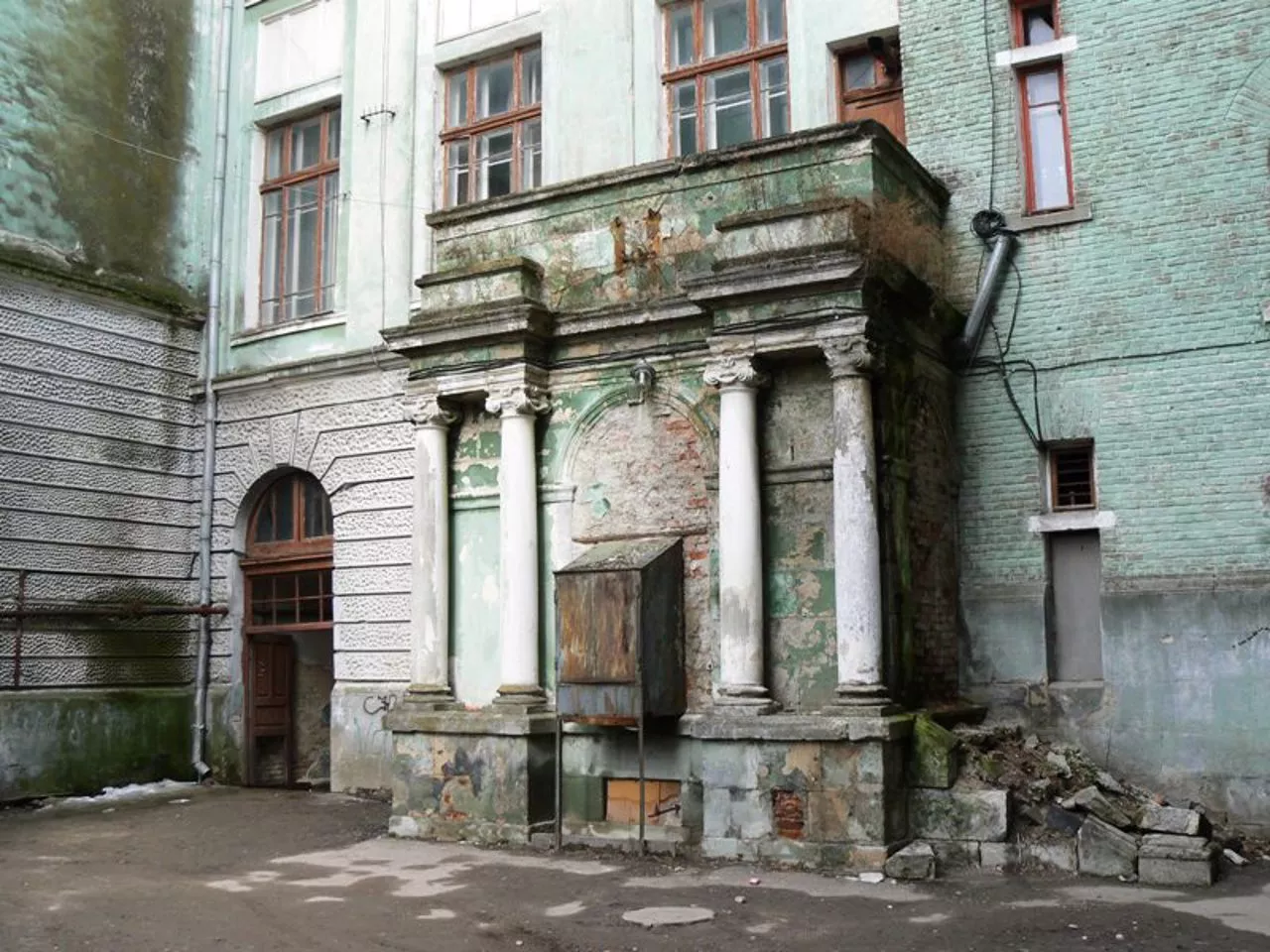 Топ -16  маловідомих місць в Тернополі, що подивитись, куди піти, де зупинитись