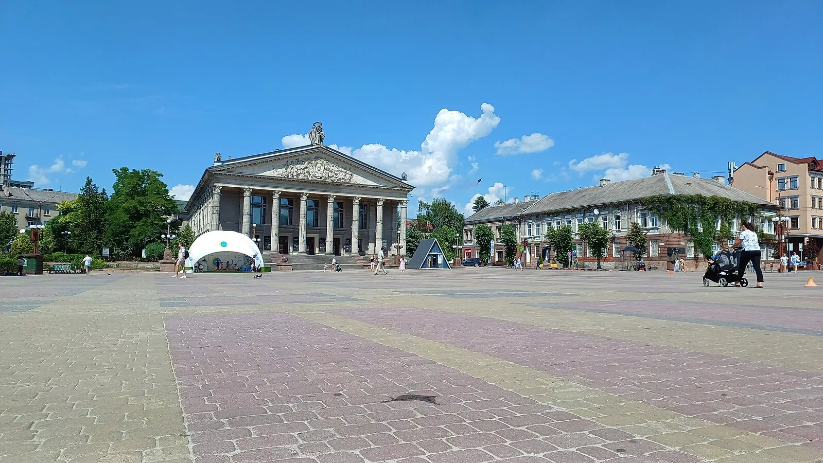 Топ -16  маловідомих місць в Тернополі, що подивитись, куди піти, де зупинитись