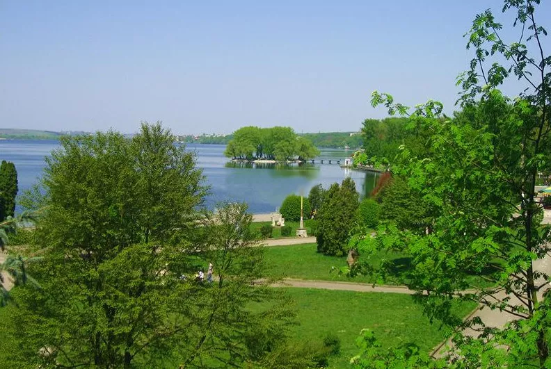 Топ -16  маловідомих місць в Тернополі, що подивитись, куди піти, де зупинитись