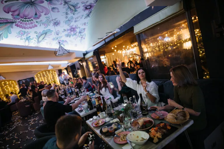 PRYNADA UKRAINIAN CAFE: автентична українська кухня в серці Києва