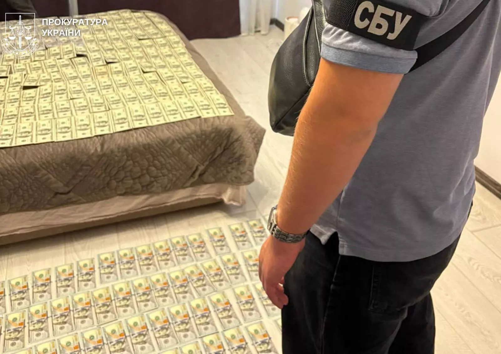 СБУ на Житомирщині заблокувала цинічну схему: фейковий рак для ухилянтів за 15 тисяч доларів
