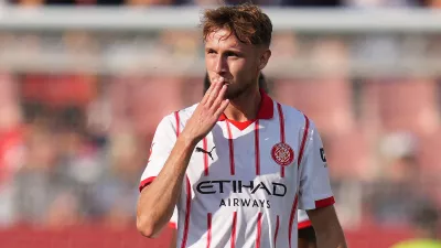 Циганков бив в перекладину, а українські легіонери визначили найкращого футболіста світу