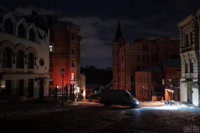 ДТЕК оприлюднив жорсткі графіки: у Дніпрі 13-годинні відключення світла цього тижня