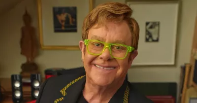 Елтон Джон відкриває про своє здоров'я: «СНІД вплинув на моє життя»