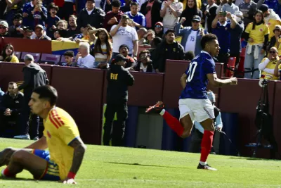 Франція обіграла Колумбію у товариському матчі завдяки дублю Дуе