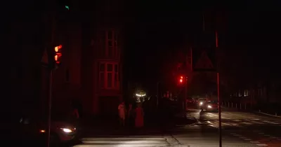 Графіки відключення світла на 24 листопада: десятки тисяч українців без електрики