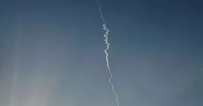 Луцьк під атакою: потужні вибухи та пожежа на продуктових складах