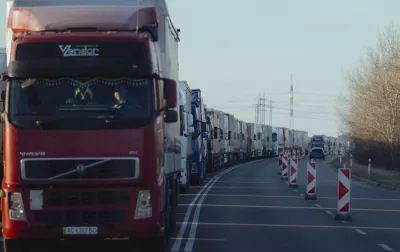 Обстріл з боку РФ заблокував рух у Маяках на Одещині