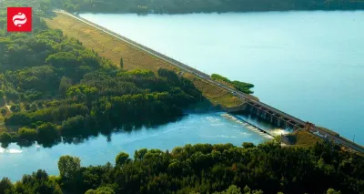 Печенежське водохранилище: росіяни знову атакували дамбу, рух зупинено