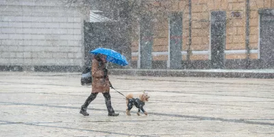 Погіршення погоди в Україні: дощі, мокрий сніг і морози на вихідних