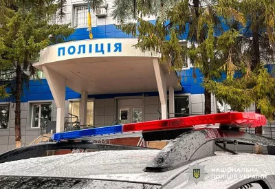 Поліція Гадяча вилучила у чоловіка зброю та наркотики після вибуху гранат