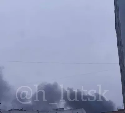 Потужні вибухи в Луцьку: російська атака на продуктові склади підтверджена мером Ігорем Поліщуком