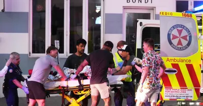 Смертельний напад на святкування Хануки в Сіднеї: загинуло 12 людей, поліція знешкодила стрільців