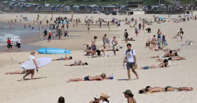 Стрельба на пляжі Бонди в Сиднеї: жертви під час святкування Хануки