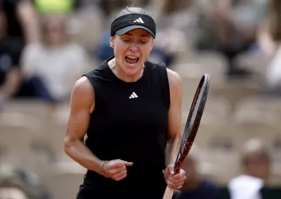 Світоліна впевнено здолала польську тенісистку на Australian Open