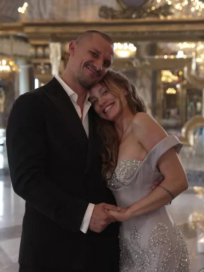 Тарас Цимбалюк підлаштував інтригу: Холостяк відпочиває з несподіваною учасницею в Карпатах