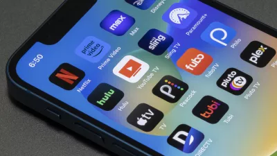 Топ-6 платформ для стрімінгу живого ТБ: порівняння від кращих до гірших