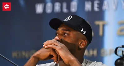 Трагедія на трасі: Два тренери Ентоні Джошуа загинули в моторошній аварії