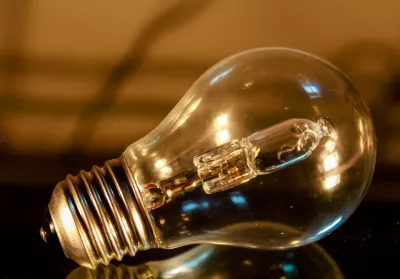 У Львові та області оголосили графіки погодинних відключень світла через дефіцит потужності