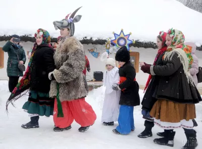 Українські колядки на Різдво 2025: традиційні тексти та сучасні привітання для святкування