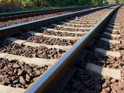 Укрзалізниця змінила маршрути потягів у Харківській області через обстріли