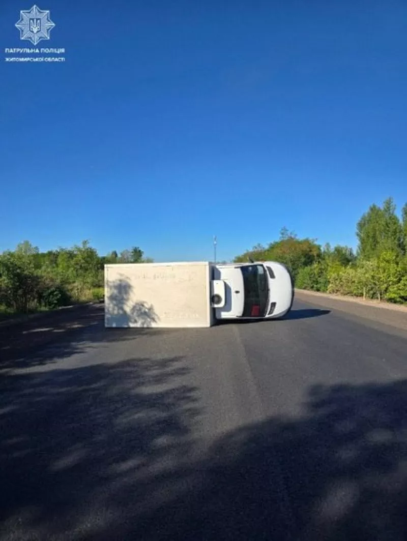 Біля Бердичева через ДТП ускладнено рух на трасі М-21