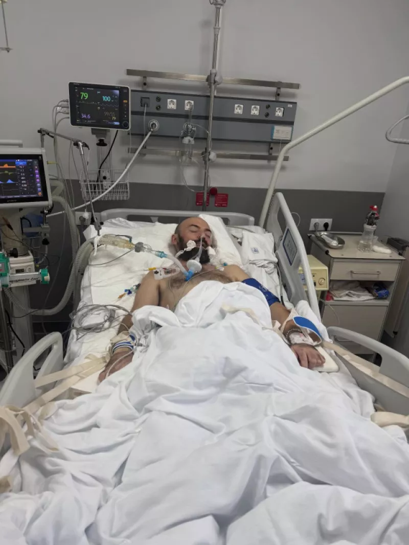 Адам у комі: українські зірки шоковані критичним станом співака Михайла Клименка