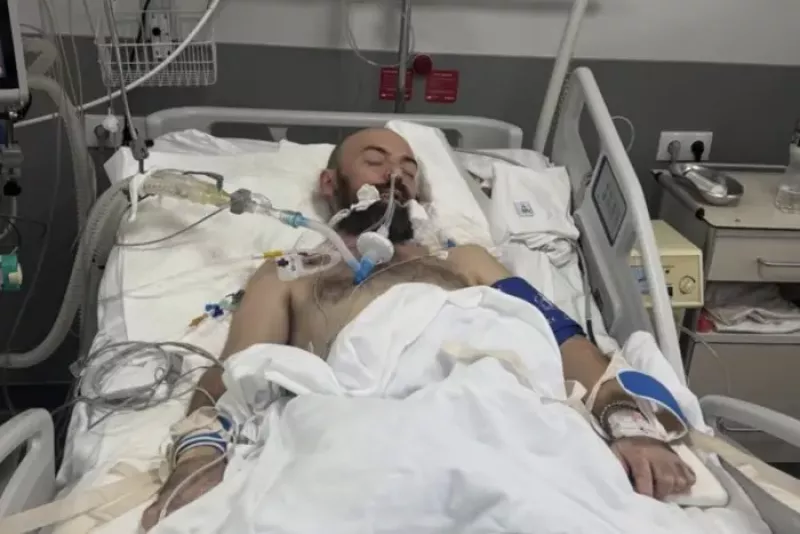 Адам у комі: українські зірки шоковані критичним станом співака Михайла Клименка