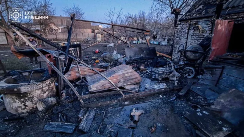 Атака російських військ на Київщині: пожежа на підприємстві в Білій Церкві