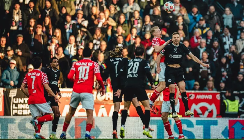 Баварія розгромила Гайденгайм у 15-му турі Бундесліги з рахунком 4:0