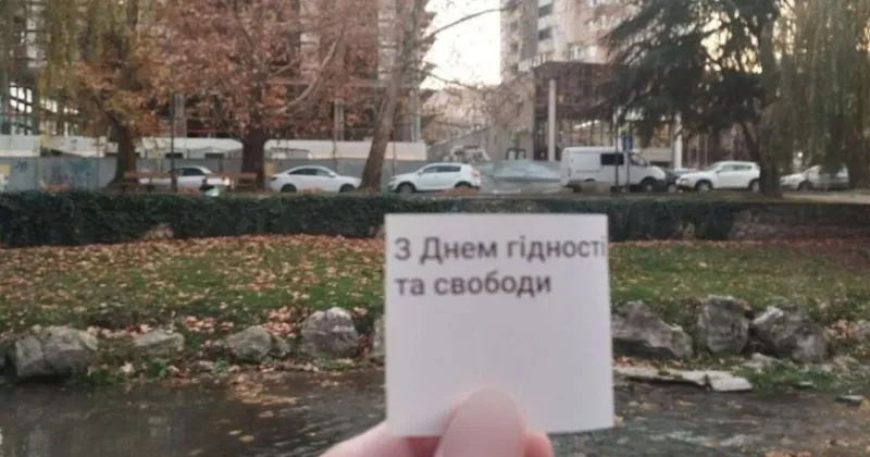 День гідності та свободи: активісти "Жовтої стрічки" протестують в окупованих містах України