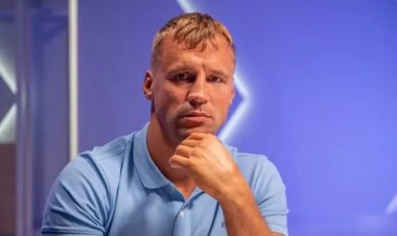 Фенербахче та Галатасарай поділили очки у стамбульському дербі 1:1