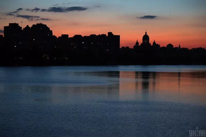 Графіки відключення світла на 16 грудня: ДТЕК оприлюднив години для Києва та області