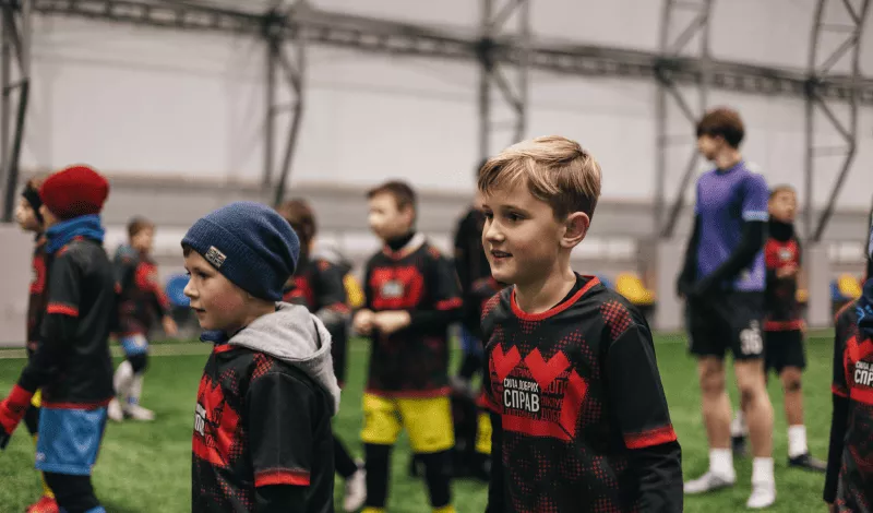 Коли зірки зустрілися з дітьми: благодійний матч від «Betking Foundation» до Дня захисту дітей у Києві