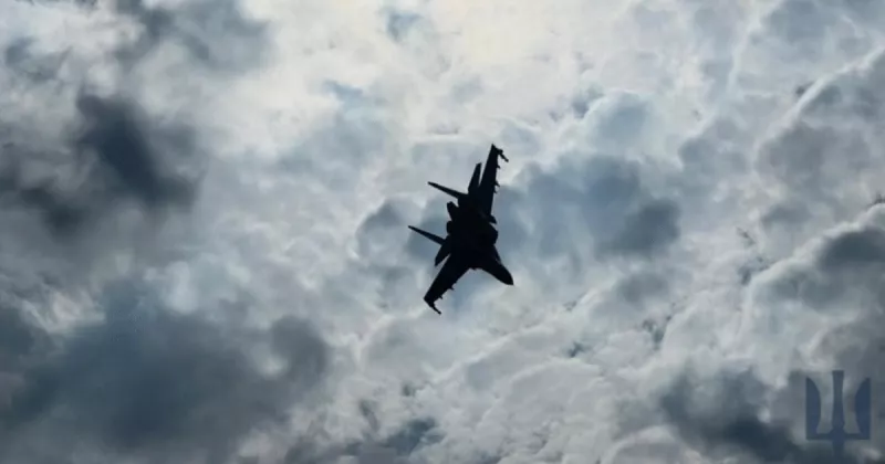 Львів під атакою: Російські дрони влучили у житлові будинки, є постраждалі