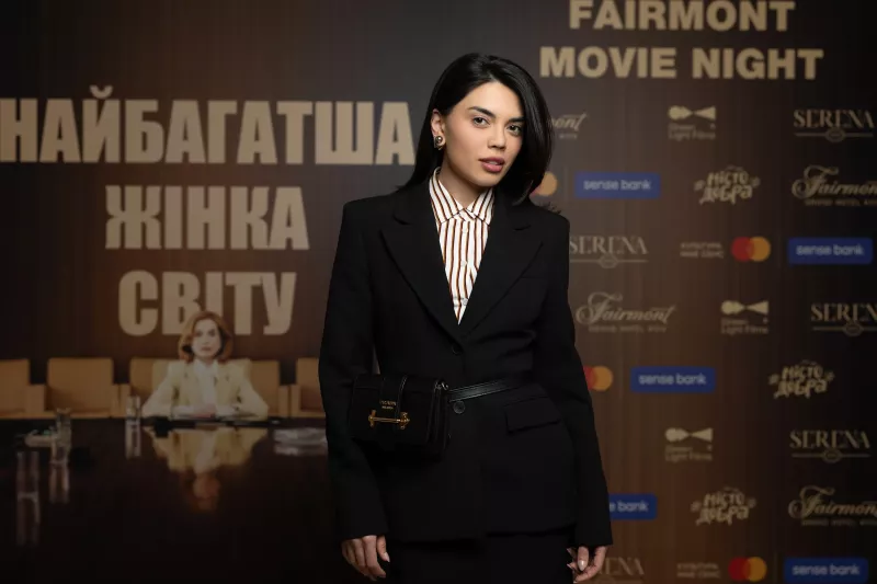 Найбагатша жінка світу: прем'єра французької комедійної драми в Україні